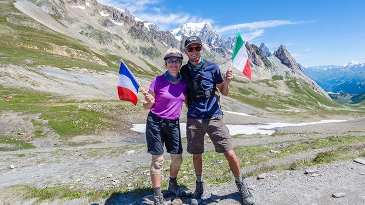 Hikers-fly-the-France-and-Italy-flags.jpg