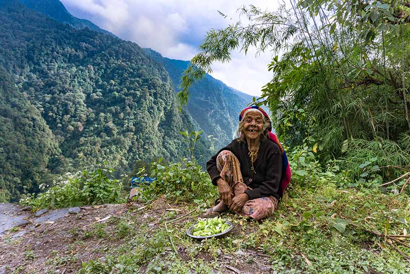 Lady Farmer Annapurna Circuit